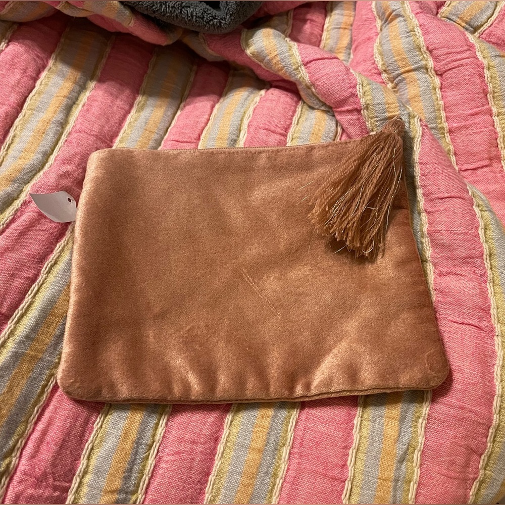 Paper Source Velvet Pouch - Picture 2 of 2